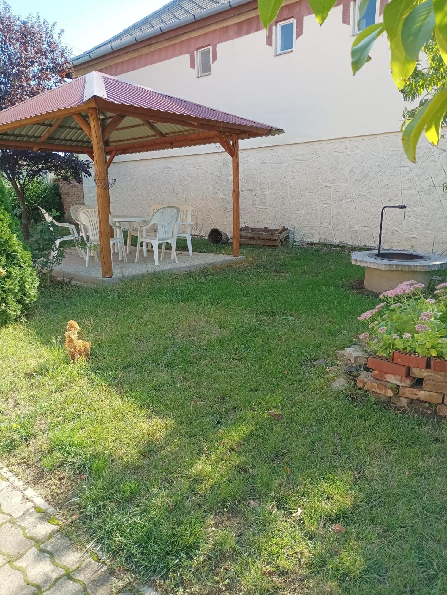 Bandi Vendégház Verpelét Esterno foto